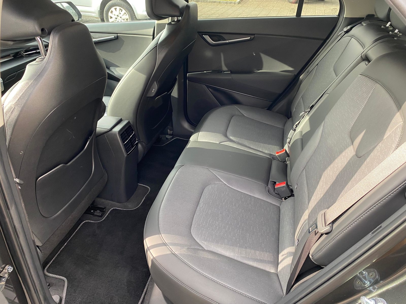 KIA Niro EV Style, Electric, Second hand / Used, Automatic - 7