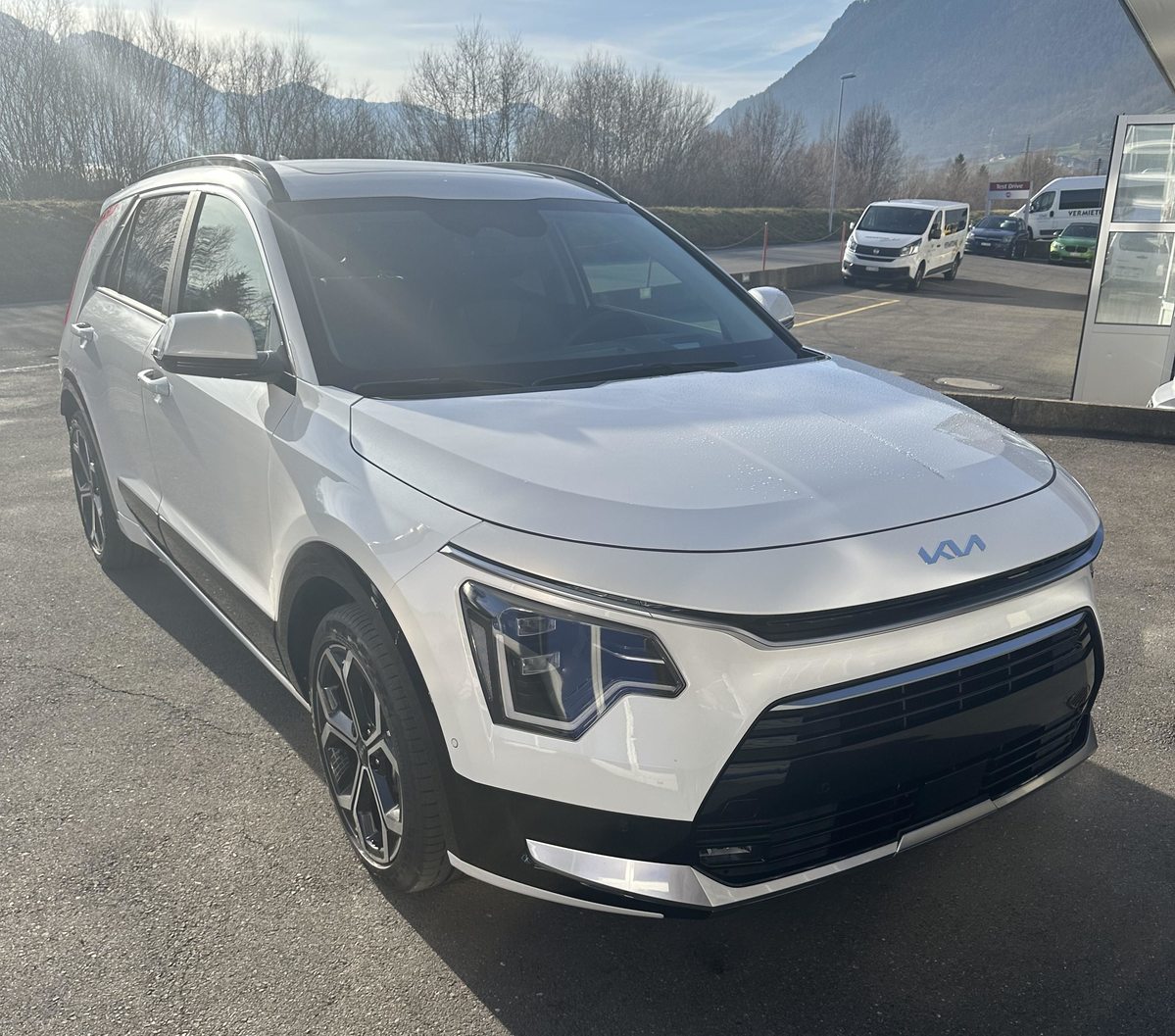 KIA Niro 1.6 GDi Hybrid Style, Hybride Integrale Benzina/Elettrica, Auto nuove, Automatico - 3