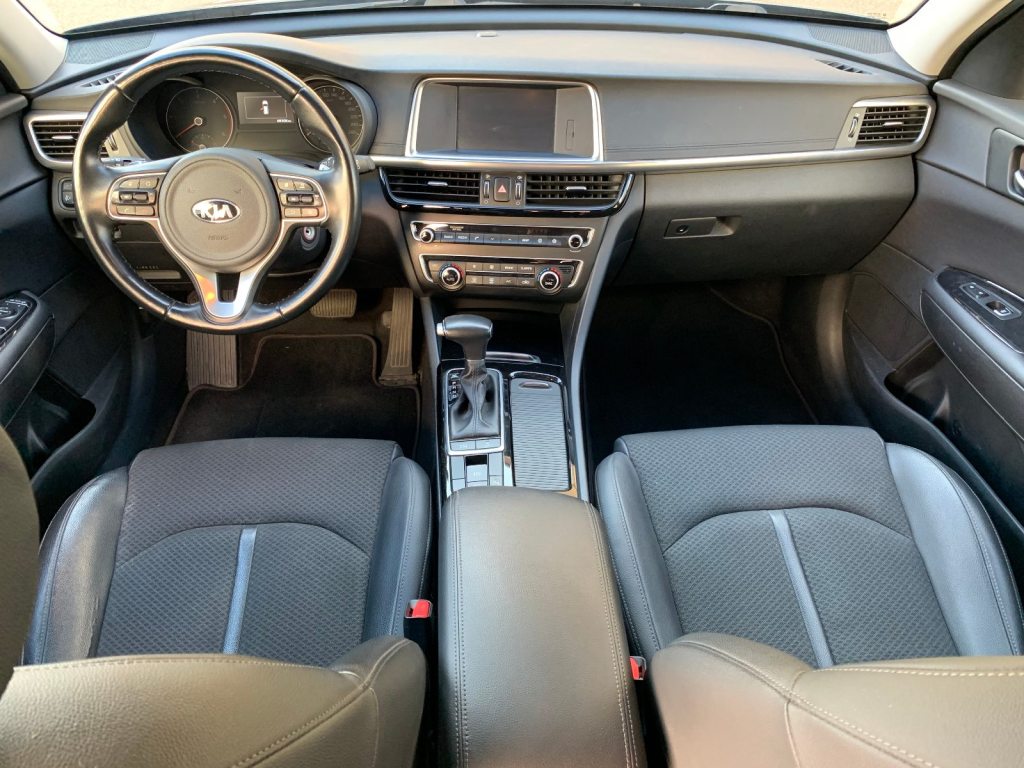 KIA Optima 1.7 CRDi Trend, Diesel, Occasion / Gebraucht, Automatik - 7