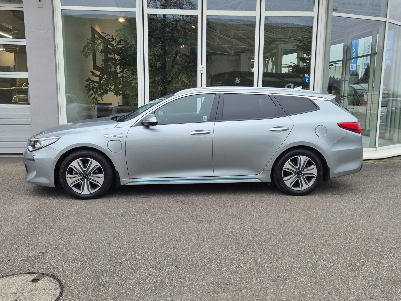 KIA Optima SW 2.0 T-GDI Plug-in Hybrid Automat, Plug-in-Hybrid Benzin/Elektro, Occasion / Gebraucht, Automat - 3