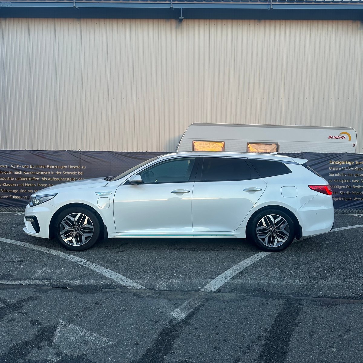 KIA Optima SW 2.0 T-GDI Plug-in Hybrid Automat, Plug-in-Hybrid Petrol/Electric, Second hand / Used, Automatic - 4