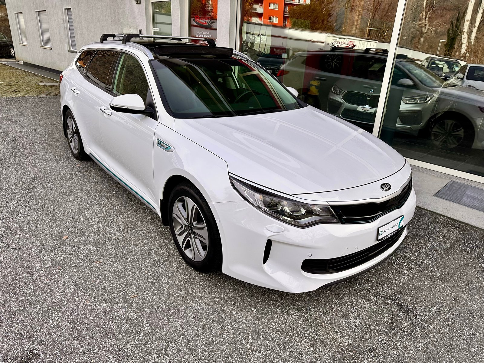 KIA Optima SW 2.0 T-GDI Plug-in Hybrid Automat, Plug-in-Hybrid Petrol/Electric, Second hand / Used, Automatic - 3