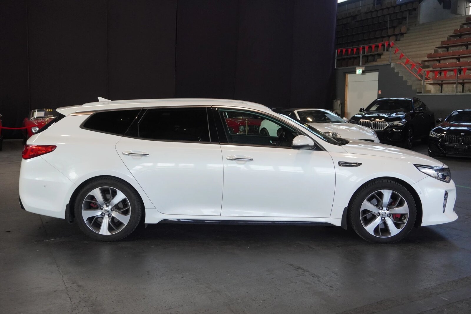 KIA Optima SW 2.0 T-GDI Style GT Automat MFK 12.8.2026 / Gar, Essence, Occasion / Utilisé, Automatique - 2