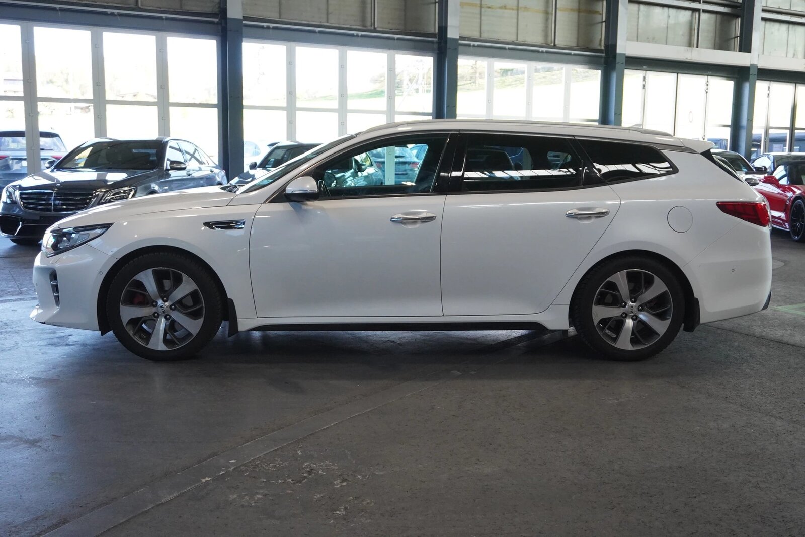 KIA Optima SW 2.0 T-GDI Style GT Automat MFK 12.8.2026 / Gar, Essence, Occasion / Utilisé, Automatique - 6