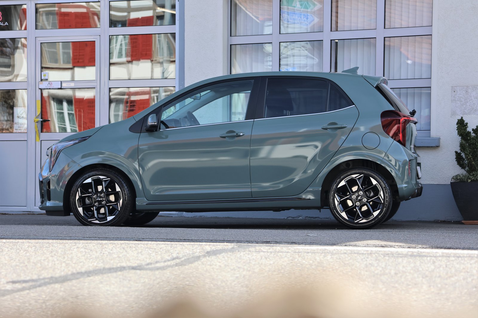 KIA Picanto 1.2 CVVT GT-Line Automatic, Essence, Occasion / Utilisé, Automatique - 4