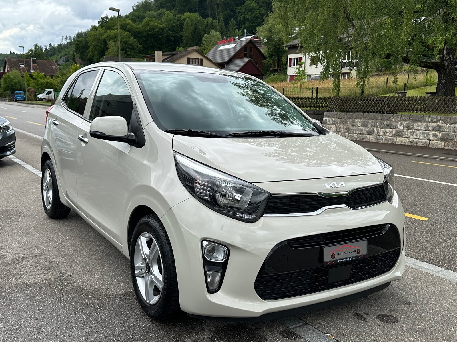 KIA Picanto 1.0 CVVT First Edition AMT, Benzin, Occasion / Gebraucht, Automatik - 2