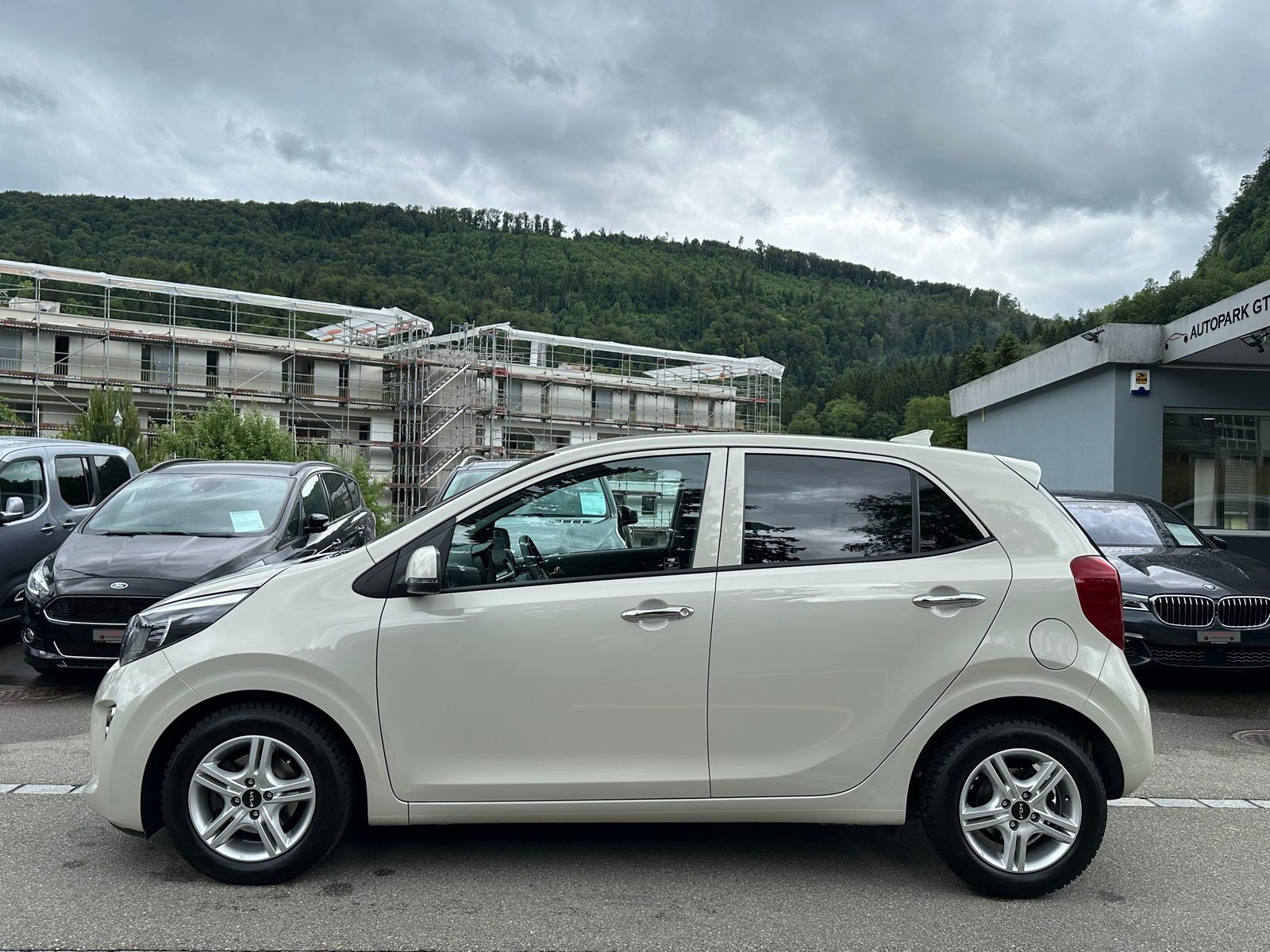 KIA Picanto 1.0 CVVT First Edition AMT, Benzin, Occasion / Gebraucht, Automatik - 4