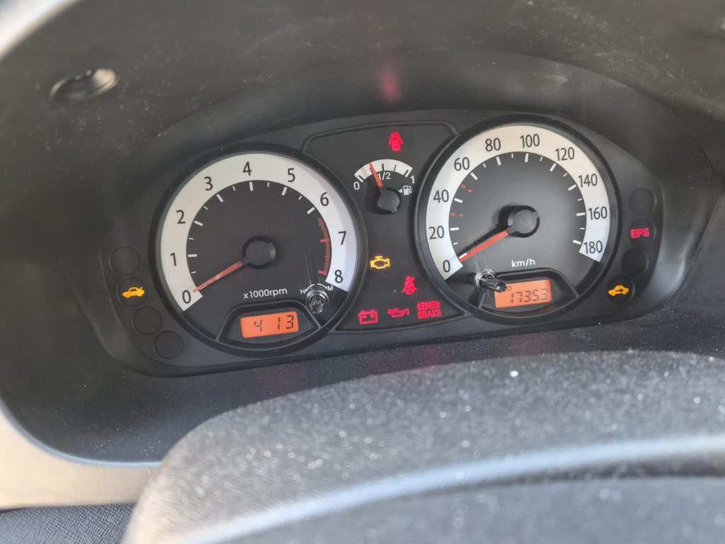 KIA PICANTO 1.1 12V Trend, Benzin, Occasion / Gebraucht, Automatik - 7