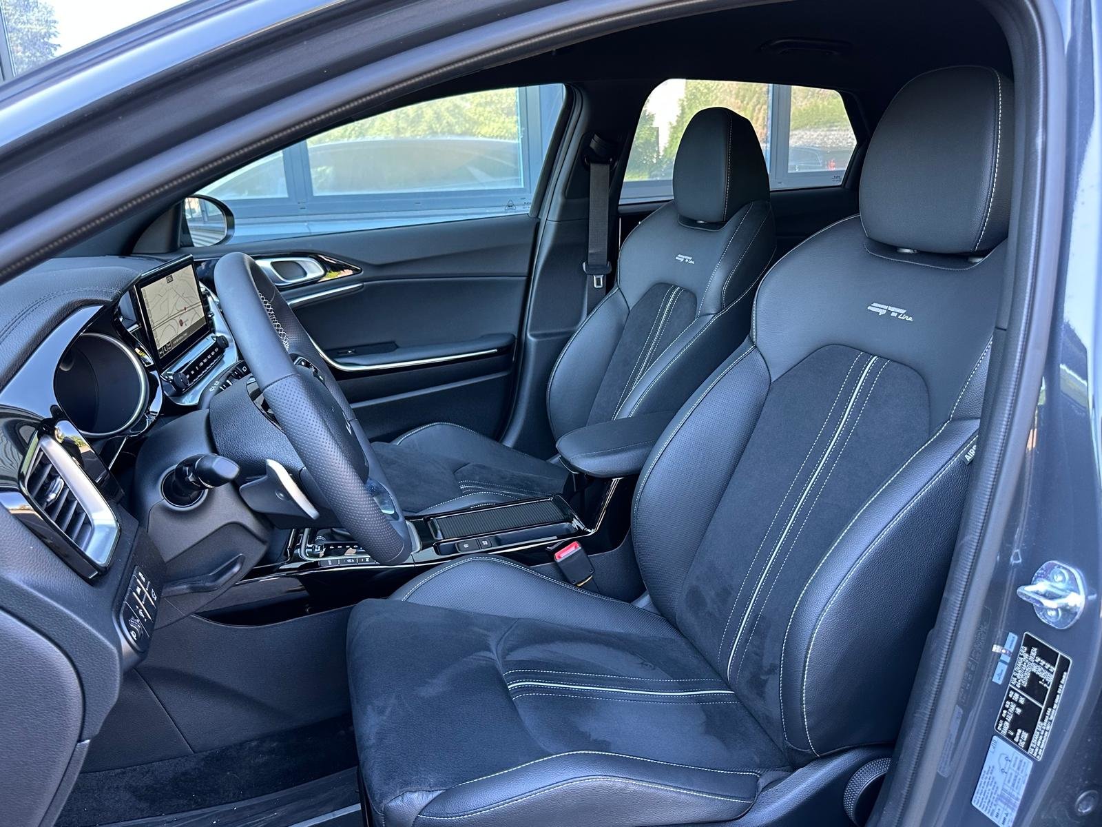 KIA ProCeed 1.5 T-GDi MHEV GT-Line DCT, Mild-Hybrid Benzin/Elektro, Occasion / Gebraucht, Automatik - 6