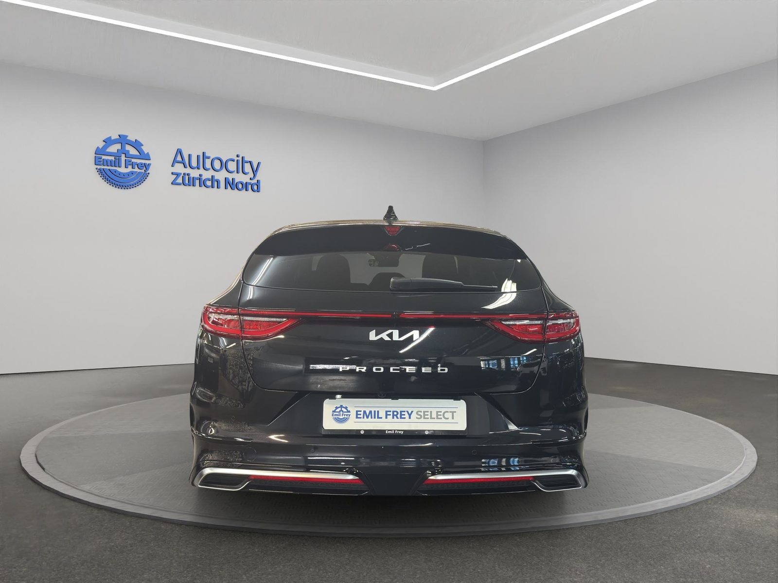 KIA ProCeed 1.5 T-GDi MHEV GT-Line, Mild-Hybrid Petrol/Electric, Second hand / Used, Automatic - 4