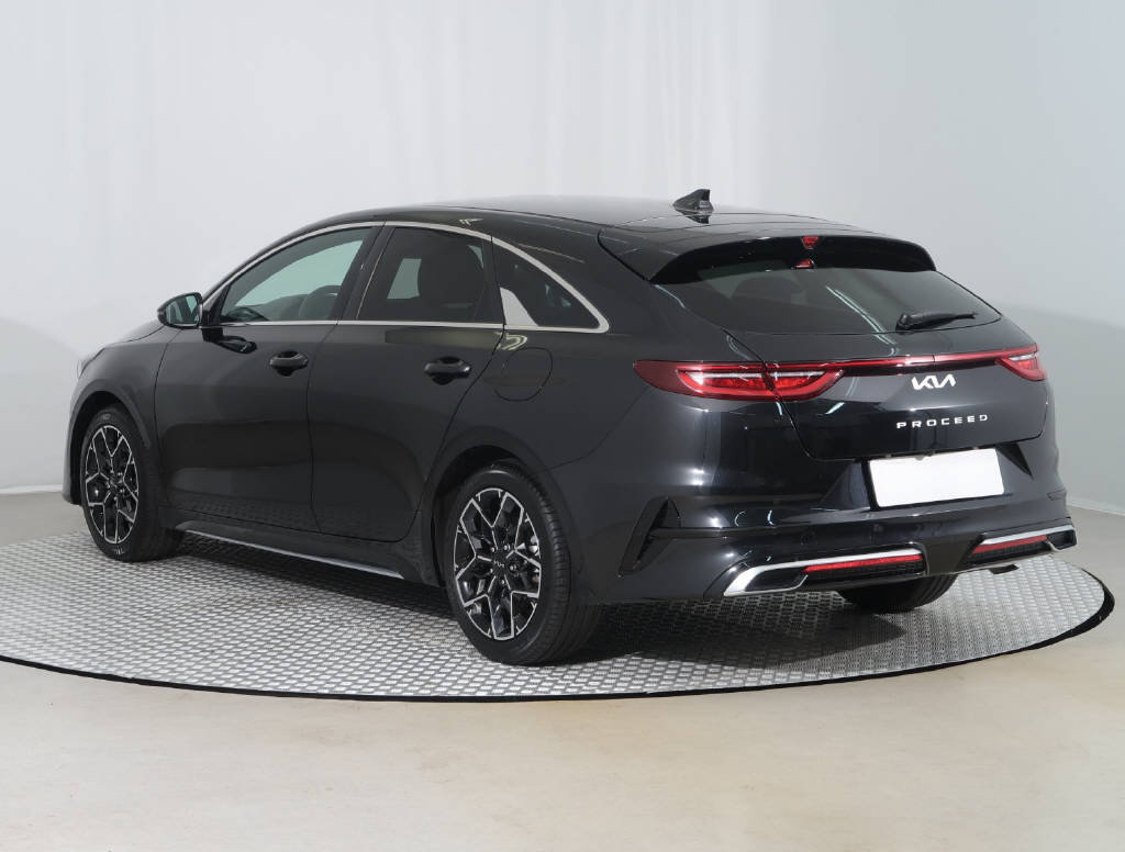 KIA ProCeed 1.5 T-GDi GT-Line, Essence, Occasion / Utilisé, Automatique - 5