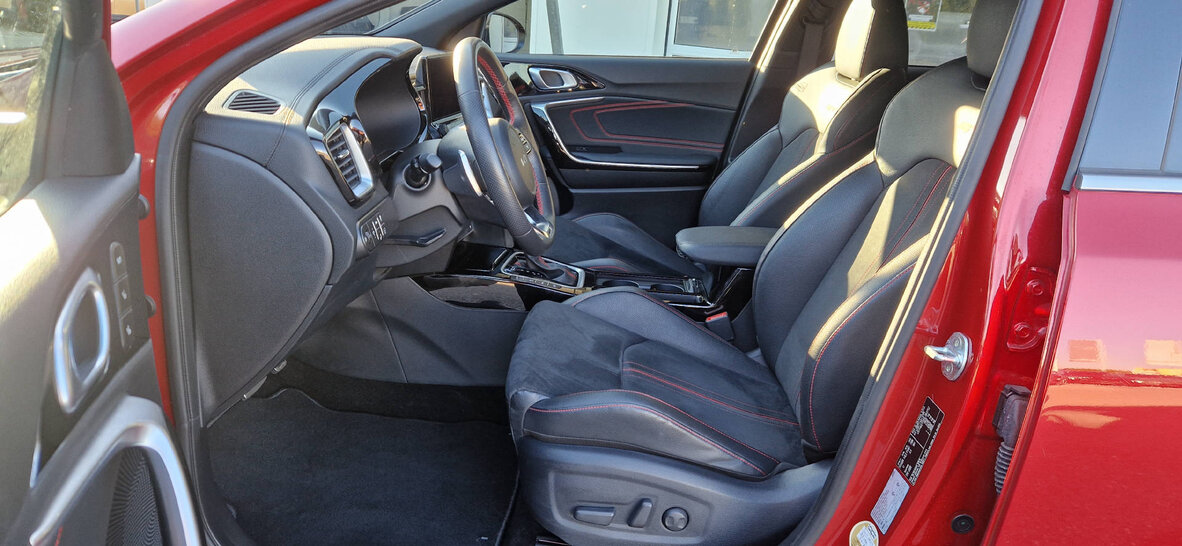 KIA ProCeed 1.6 T-GDi GT, Benzin, Occasion / Gebraucht, Automatik - 6