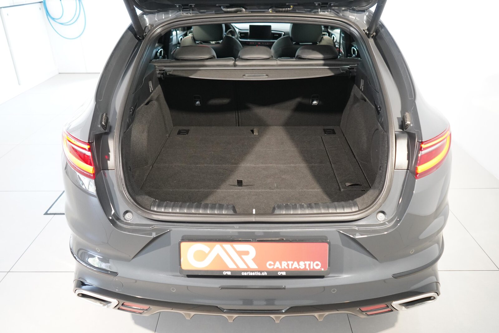 KIA ProCeed 1.6 T-GDi GT, Petrol, Second hand / Used, Automatic - 7