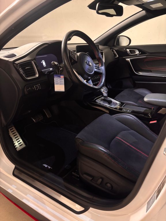 KIA PROCEED 1.6 T-GDi GT, Petrol, Second hand / Used, Automatic - 5