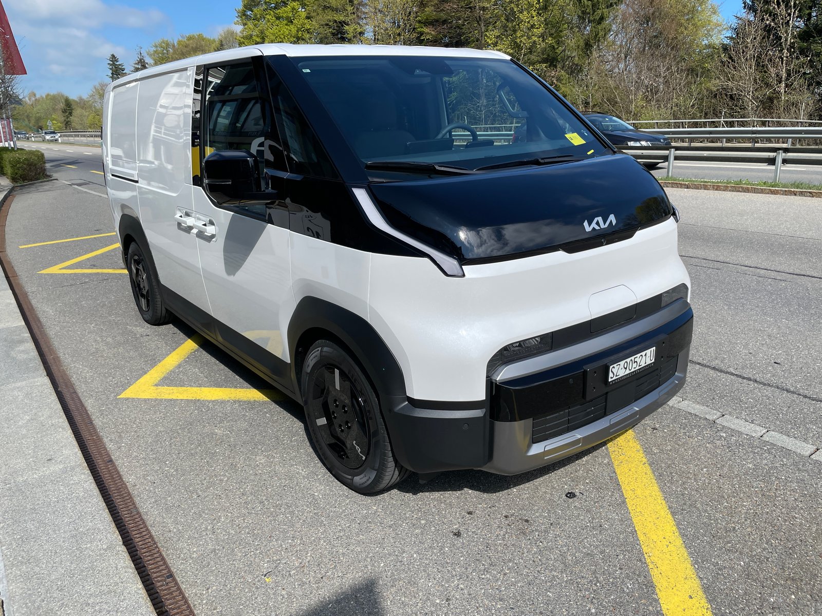 KIA PV5 Cargo 71.2 kWh Elite, 2-Schiebetüren, Wärmepumpe, Elektro, Neuwagen, Automatik - 3