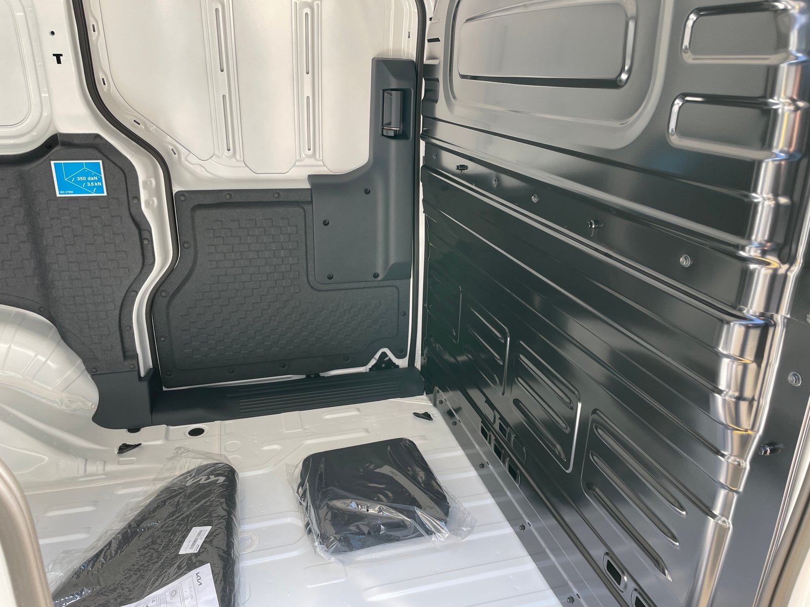 KIA PV5 Cargo 71.2 kWh Elite, 2-Schiebetüren, Wärmepumpe, Elektro, Neuwagen, Automatik - 6