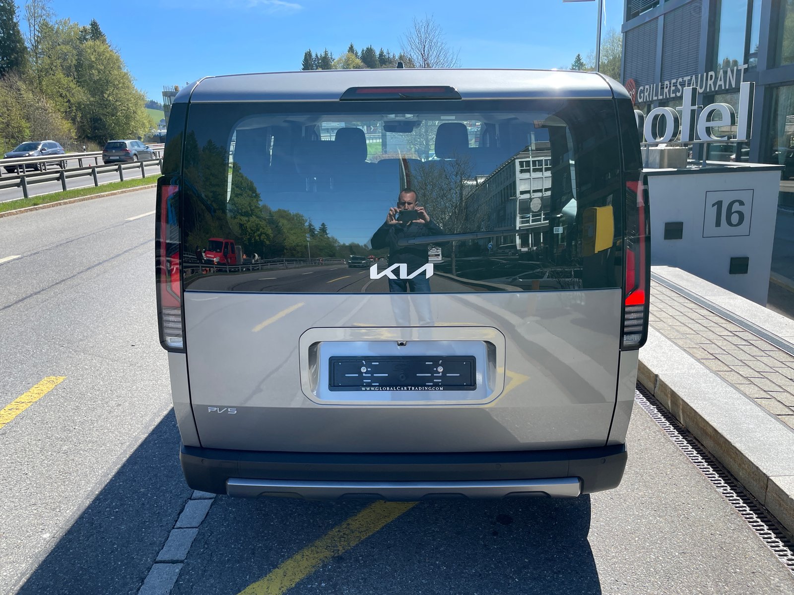 KIA PV5 71.2 kWh Plus, Elettrica, Auto nuove, Automatico - 6