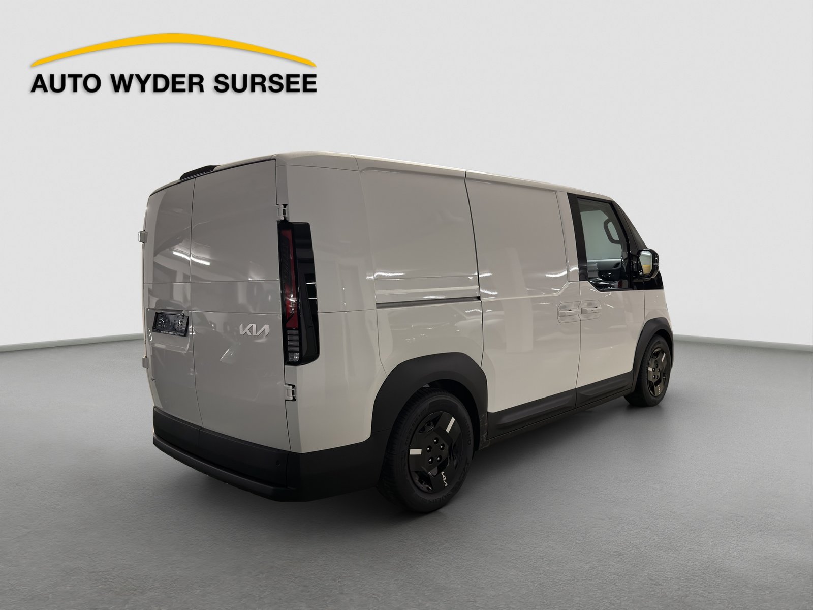 KIA PV5 Cargo 71.2 kWh Plus, Electric, New car, Automatic - 6