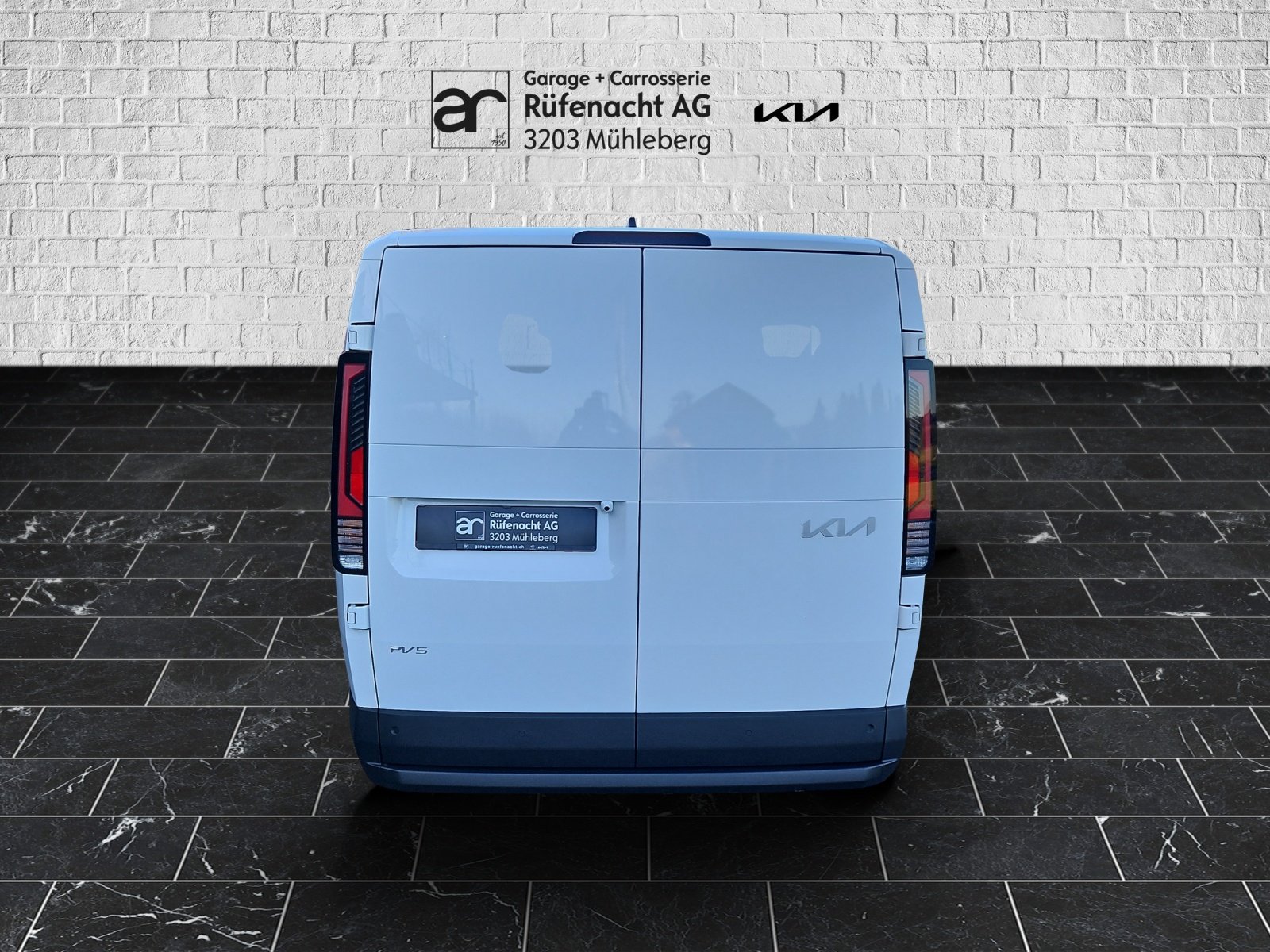 KIA PV5 Cargo 71.2 kWh Plus, Electric, New car, Automatic - 4