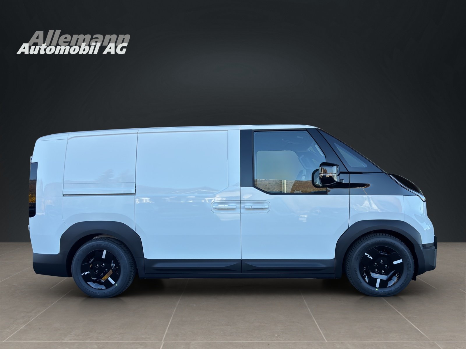 KIA PV5 Cargo 71.2 kWh Plus, Electric, New car, Automatic - 6