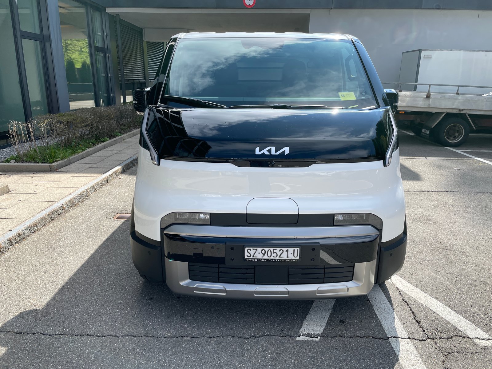 KIA PV5 Cargo 71.2 kWh Elite, 2-Schiebetüren, Wärmepumpe, Électrique, Voiture nouvelle, Automatique - 2