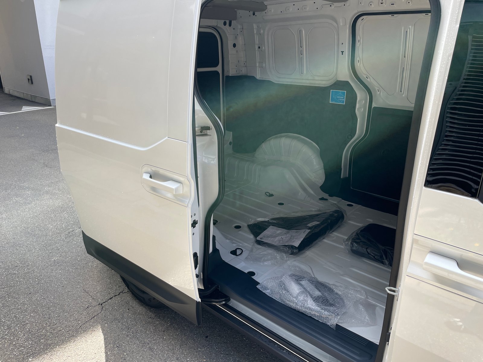 KIA PV5 Cargo 71.2 kWh Elite, 2-Schiebetüren, Wärmepumpe, Électrique, Voiture nouvelle, Automatique - 4