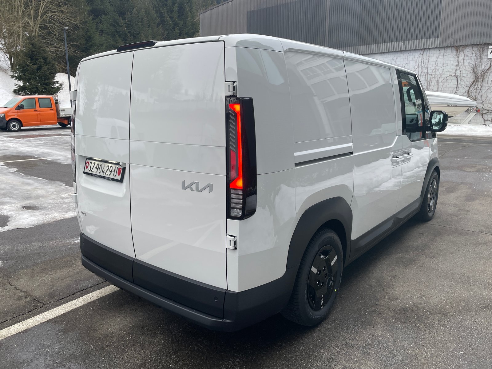 KIA PV5 Cargo 71.2 kWh Plus 2-Schiebetüren, Elettrica, Auto nuove, Automatico - 4