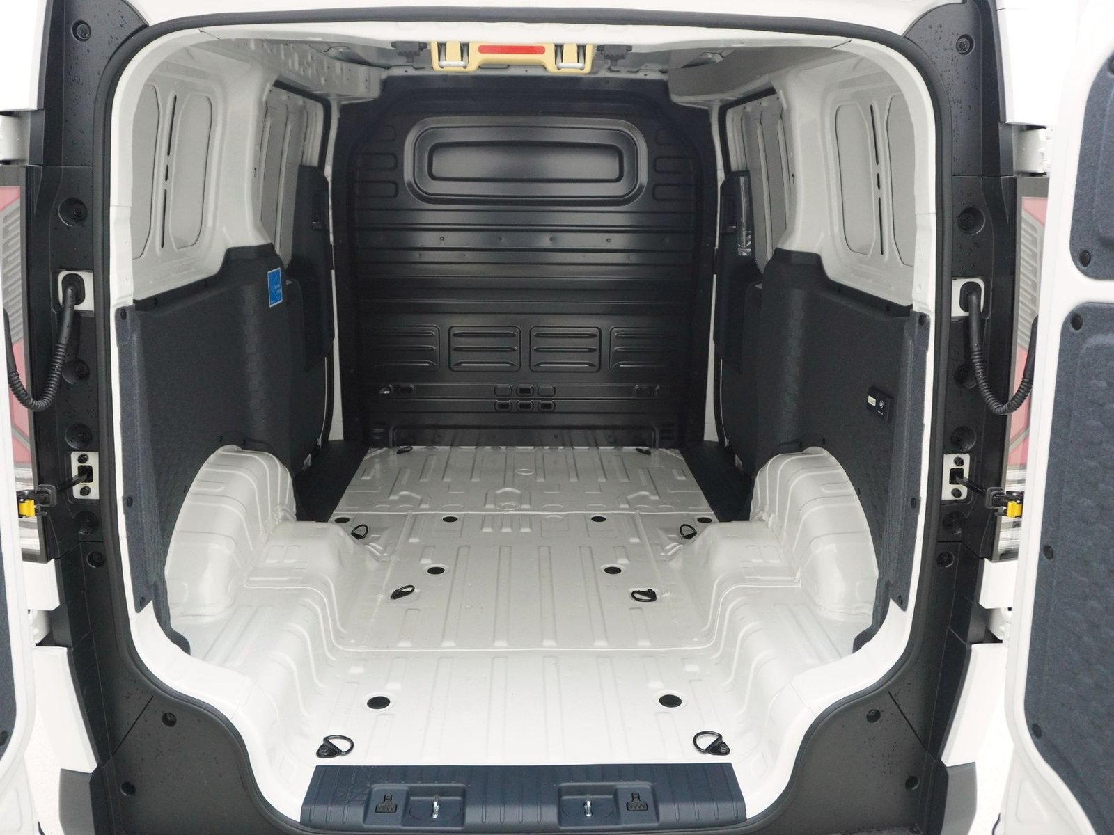 KIA PV5 L2H1 Cargo 71.2 kWh Plus, Électrique, Voiture nouvelle, Automatique - 4