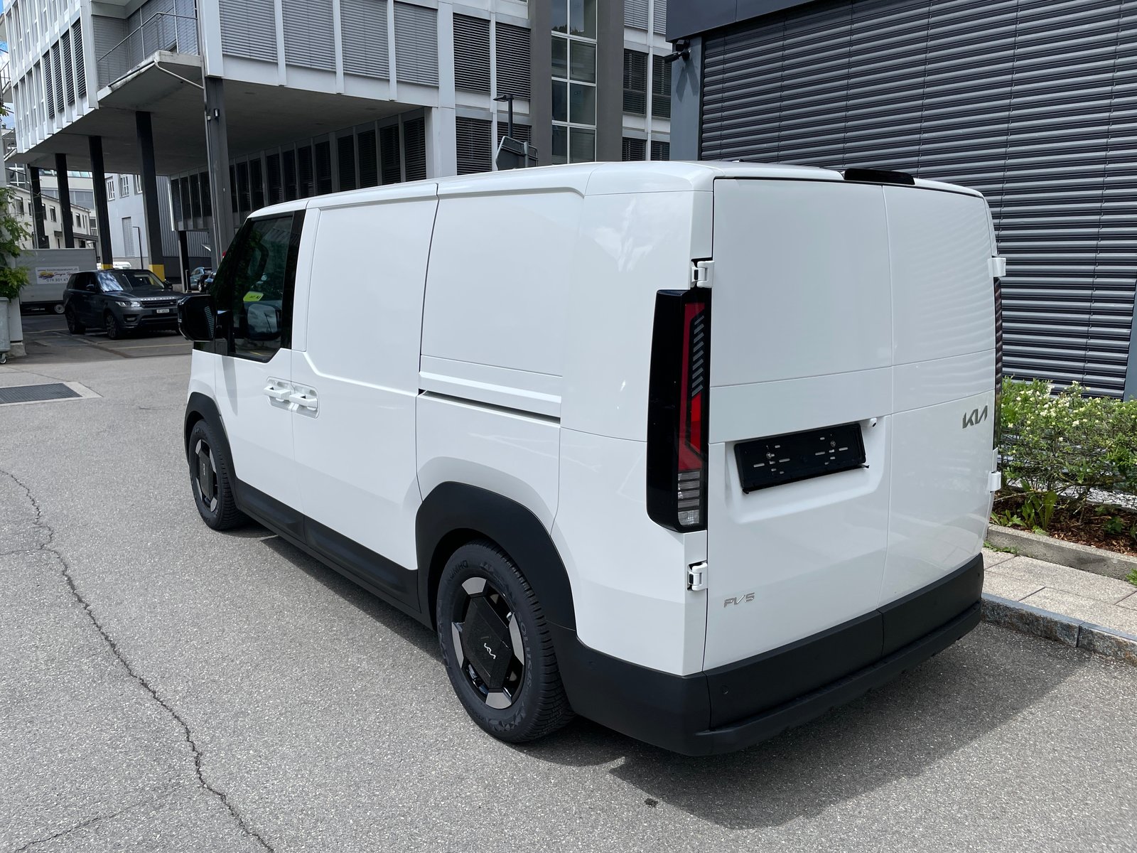 KIA PV5 Cargo 71.2 kWh Elite, mit Wärmepumpe mit 2-Schiebet, Elektro, Neuwagen, Automatik - 3
