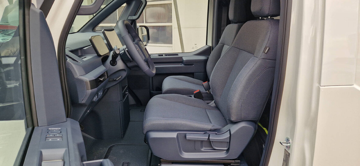 KIA PV5 Cargo 71.2 kWh Plus L2H1 3Door, Elettrica, Auto dimostrativa, Automatico - 4