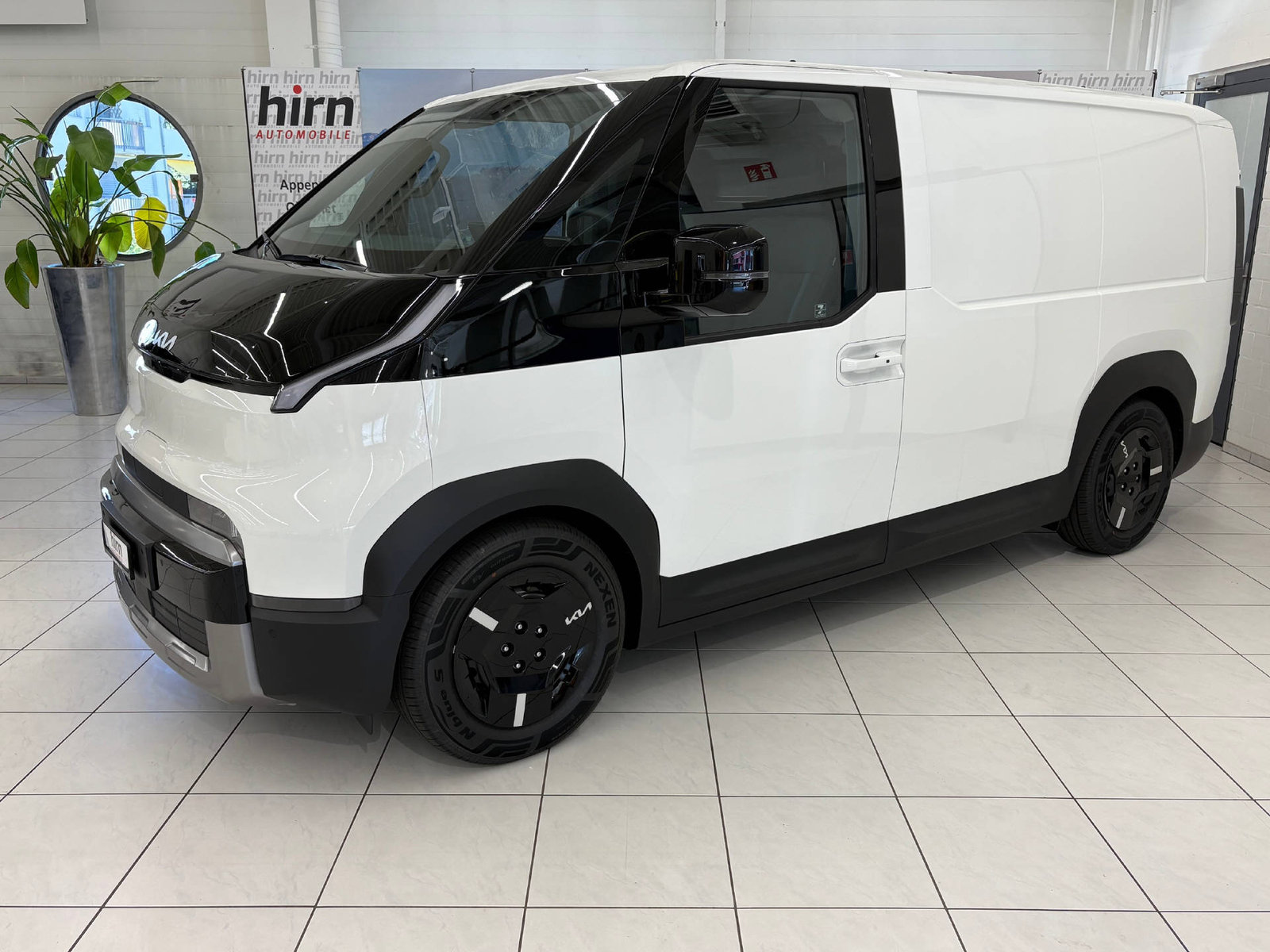 KIA PV5 Cargo 71.2 kWh Plus
