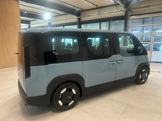 KIA PV5 Passenger 71.2 kWh Elite, Electric, New car, Automatic - 4