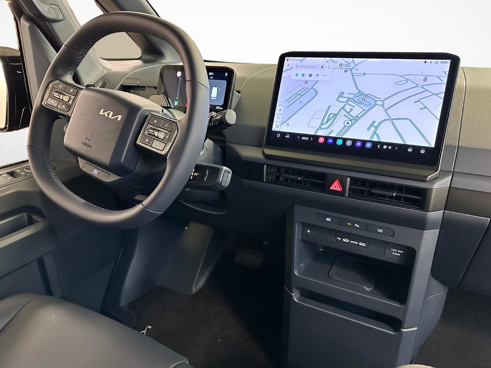 KIA PV5 Passenger 71.2 kWh Elite, Electric, Ex-demonstrator, Automatic - 6