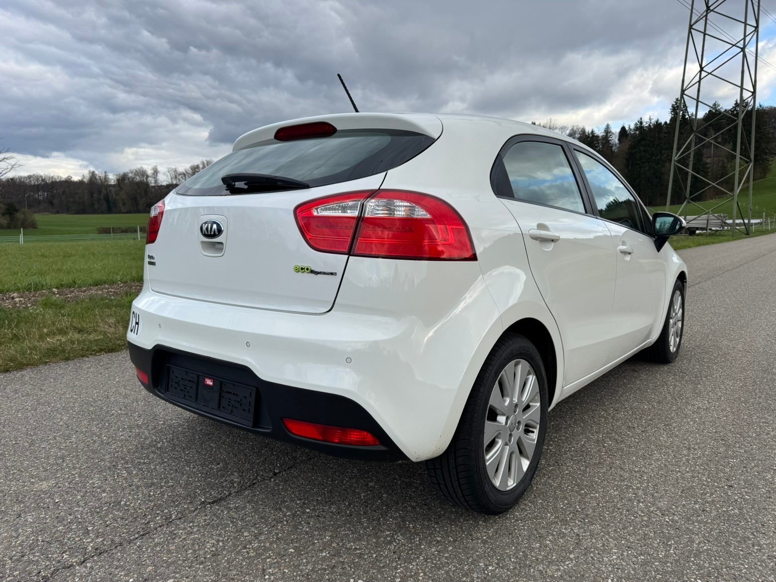 KIA Rio 1.4 CVVT Trend, Benzin, Occasion / Gebraucht, Handschaltung - 3