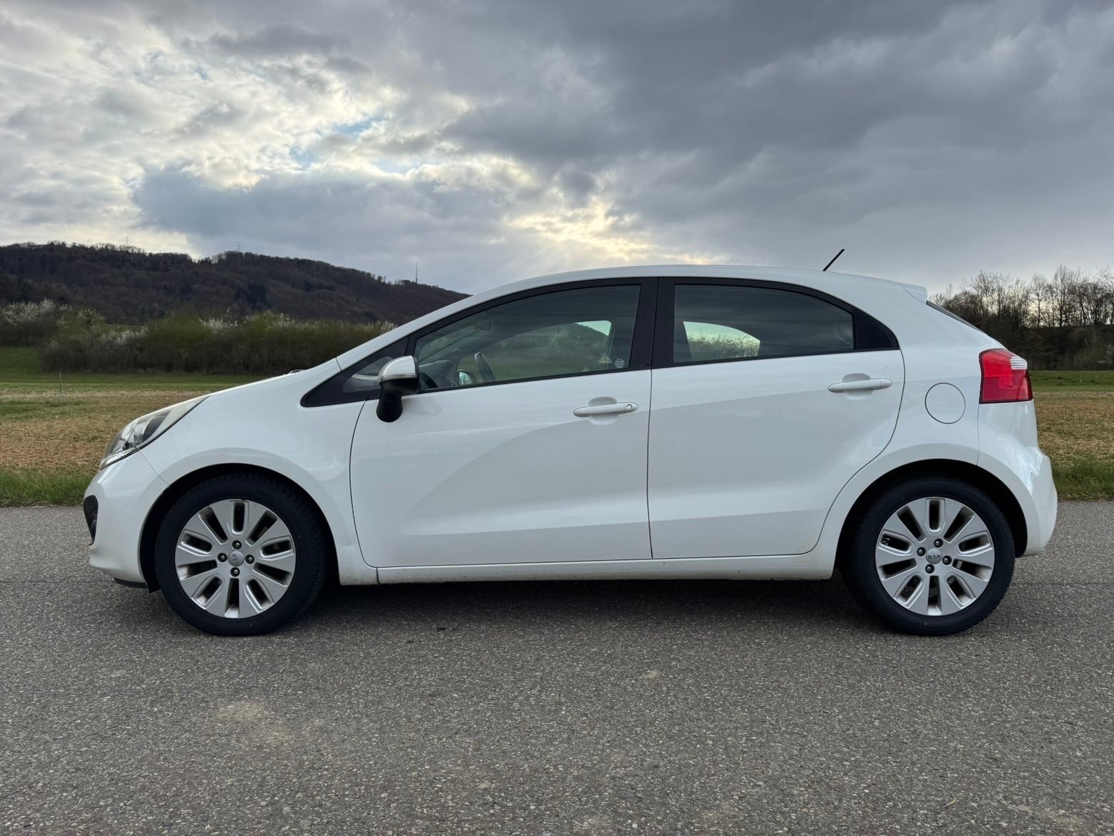 KIA Rio 1.4 CVVT Trend, Benzin, Occasion / Gebraucht, Handschaltung - 5