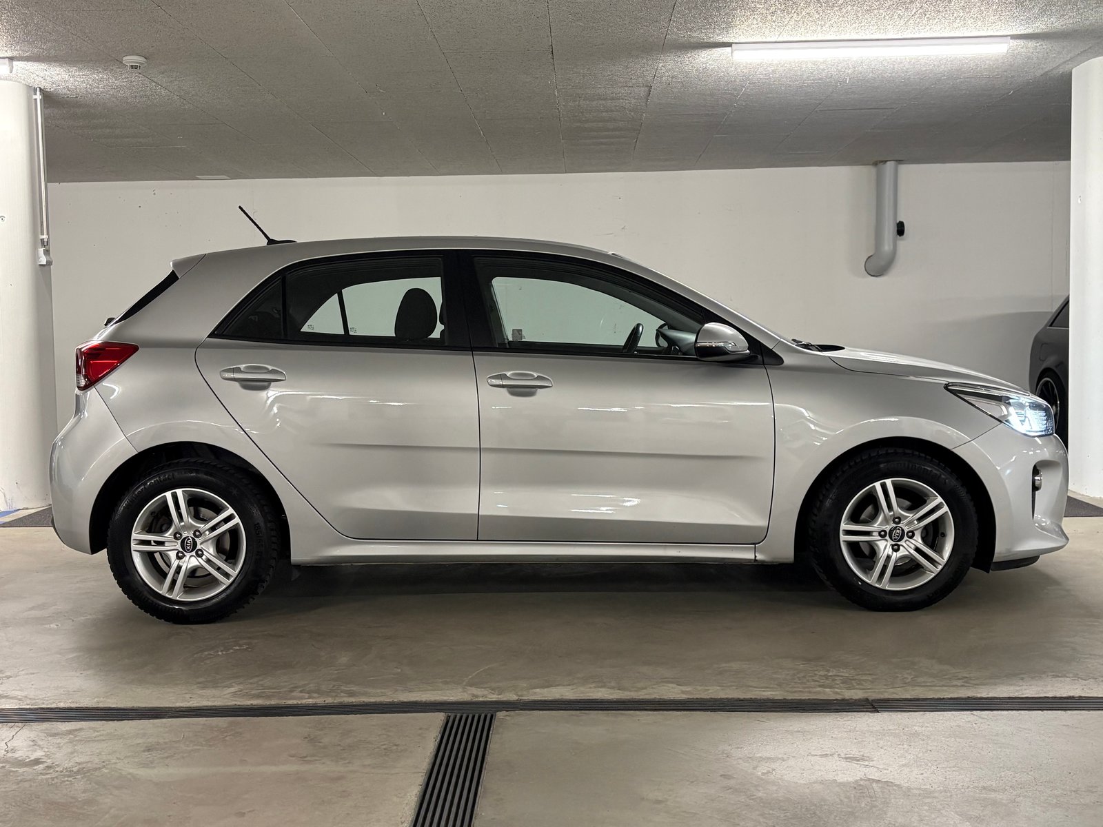 KIA Rio 1.4 CVVT Swiss City Line Automat Frisch ab MFK und S, Essence, Occasion / Utilisé, Automatique - 4