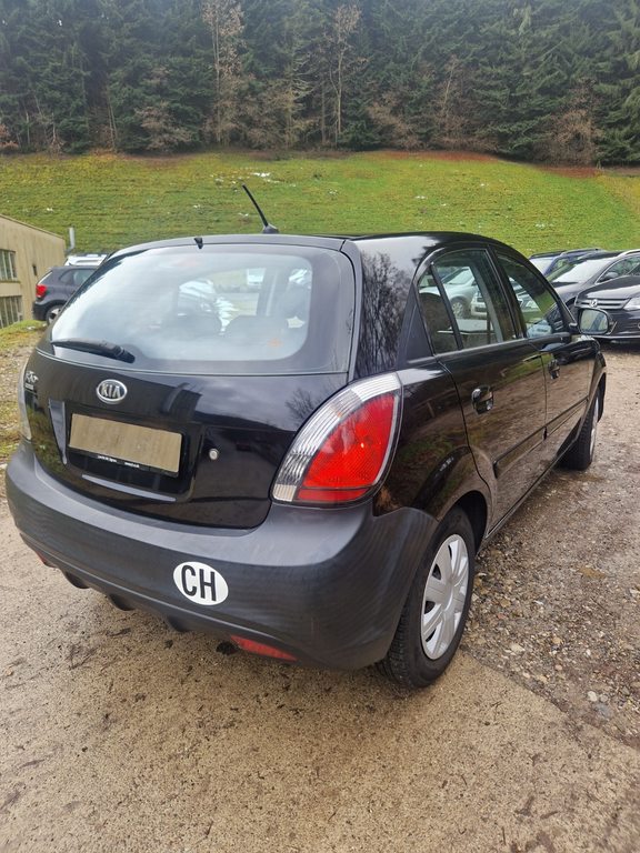 KIA Rio 1.4 16V Seven, Essence, Occasion / Utilisé, Manuelle - 4