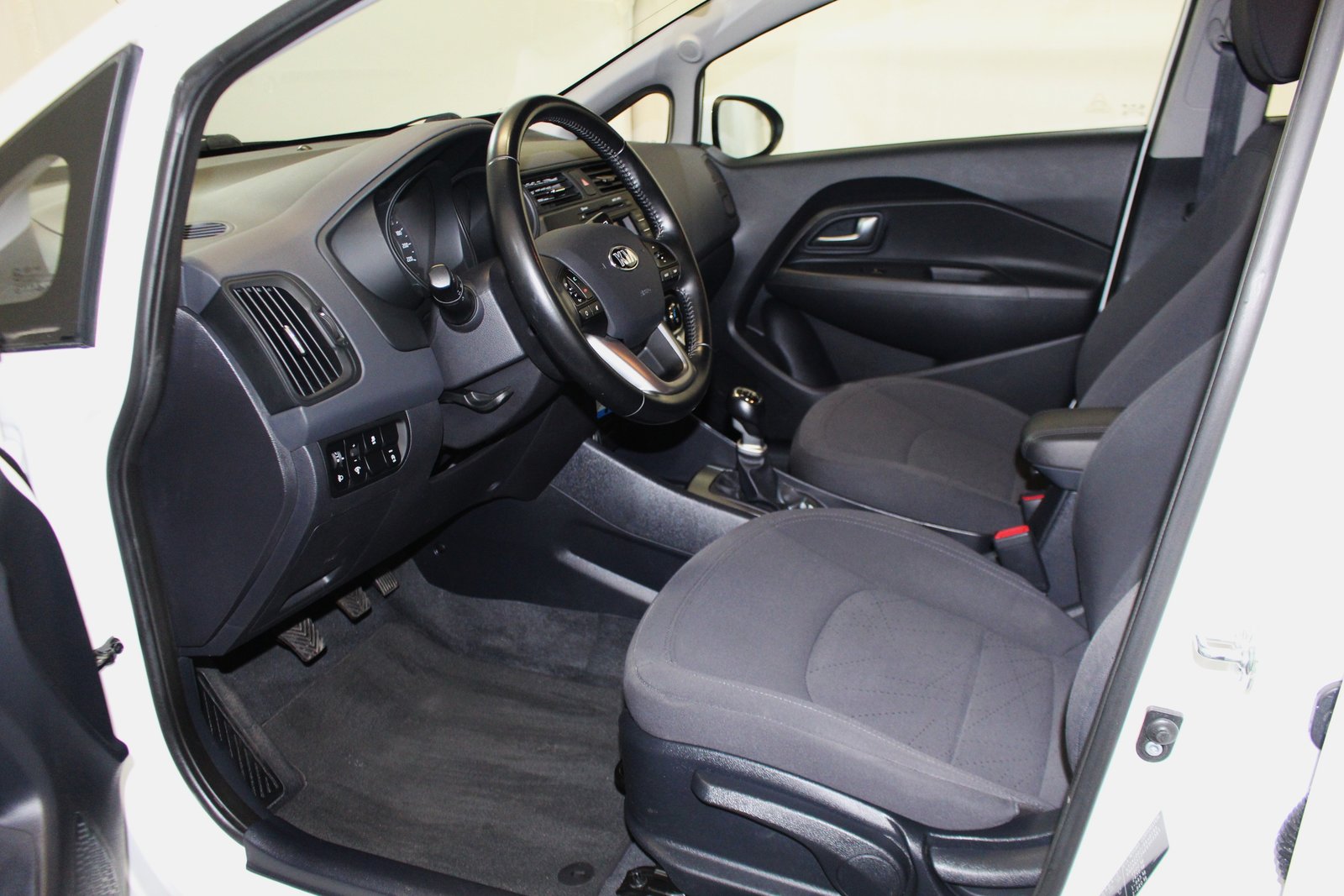 KIA Rio 1.4 CVVT Trend, Petrol, Second hand / Used, Manual - 7