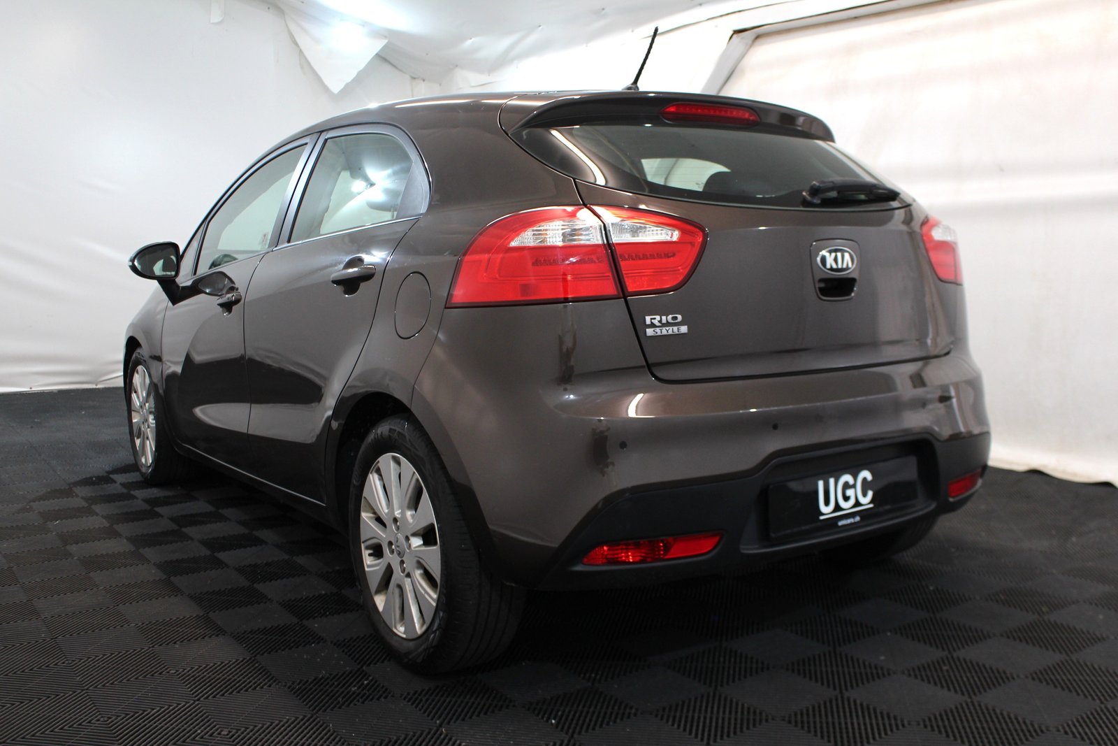 KIA Rio 1.4 CVVT Style, Petrol, Second hand / Used, Automatic - 4