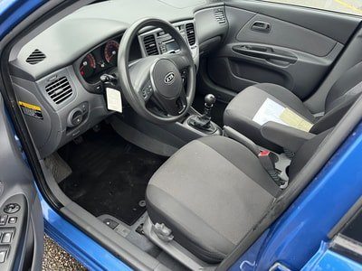 KIA RIO 1.4 16V Trend, Benzin, Occasion / Gebraucht, Handschaltung - 6