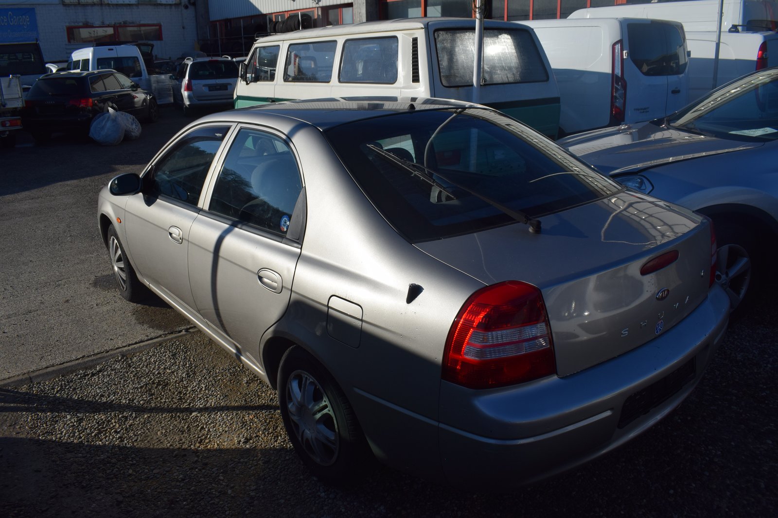 KIA Shuma 1.8 GS, Benzin, Occasion / Gebraucht, Handschaltung - 4