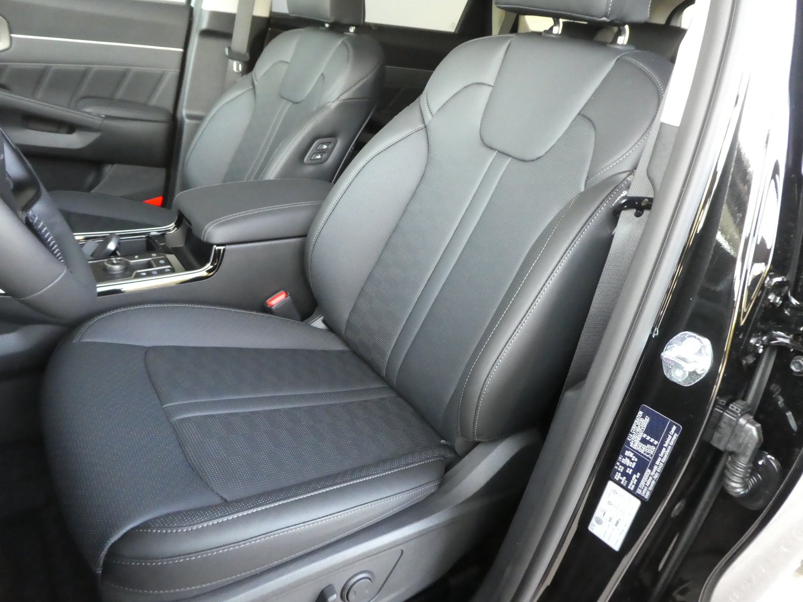 KIA Sorento 1.6 T-GDi HEV Power 7 Plätzer, Essence, Voiture nouvelle, Automatique - 2