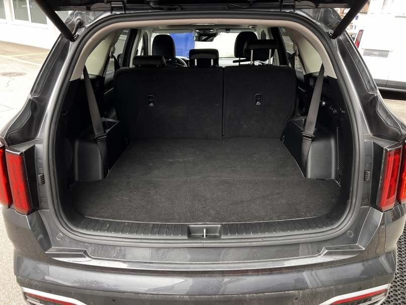 KIA Sorento 2.2 CRDi Style 7P, Diesel, Second hand / Used, Automatic - 4