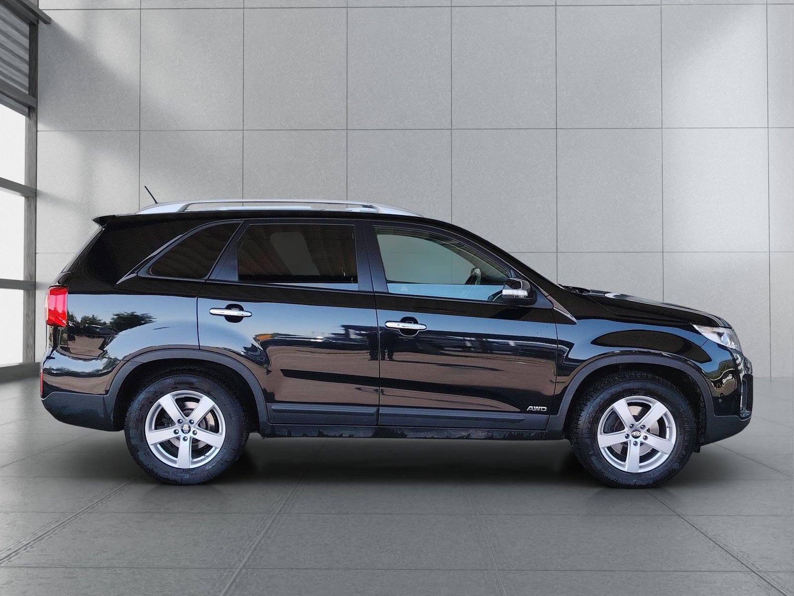 KIA Sorento 2.2 CRDI Style Automatic, Diesel, Second hand / Used, Automatic - 4