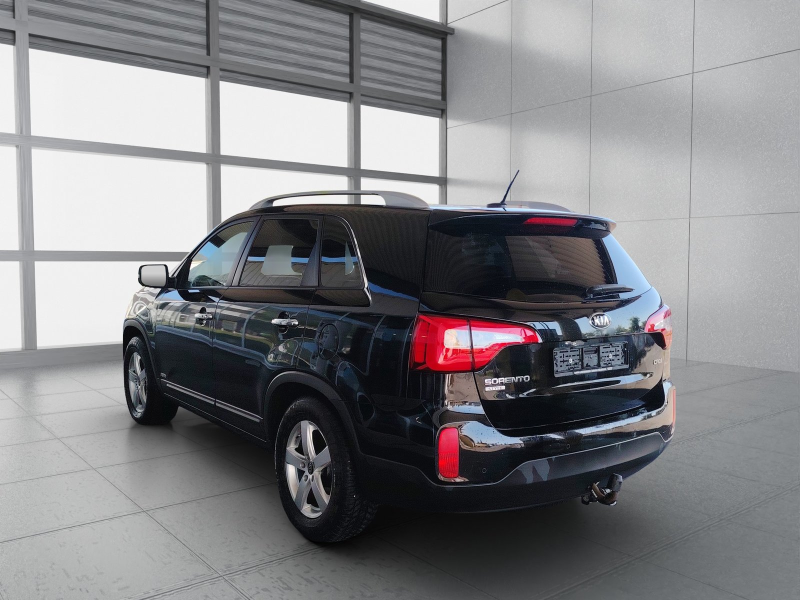 KIA Sorento 2.2 CRDI Style Automatic, Diesel, Second hand / Used, Automatic - 5