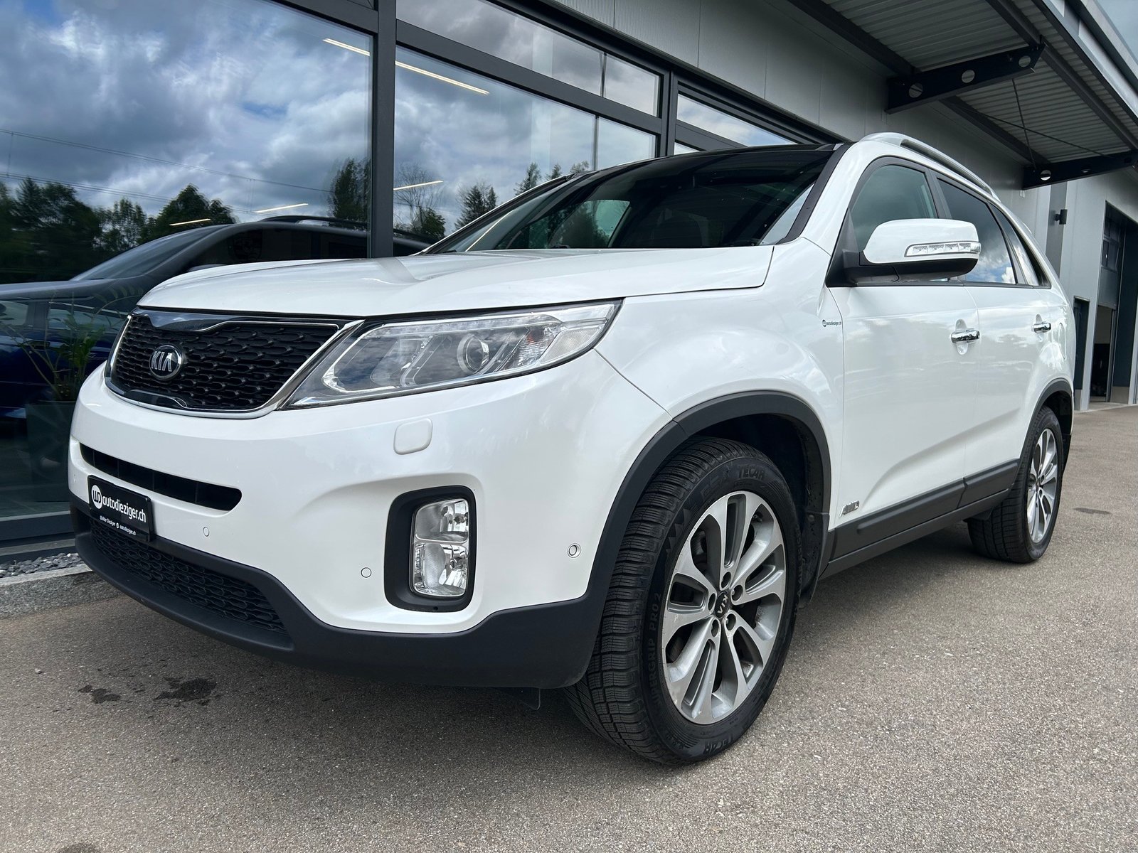 KIA Sorento 2.2 CRDI Style Automatic, Diesel, Occasion / Utilisé, Automatique - 3