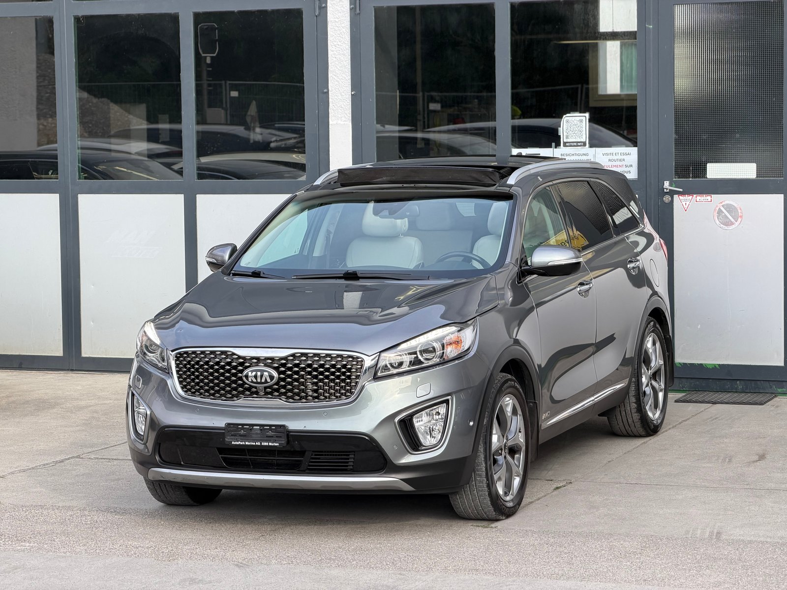 KIA Sorento 2.2 CRDI Style 7P. Automatic, Diesel, Second hand / Used, Automatic - 2