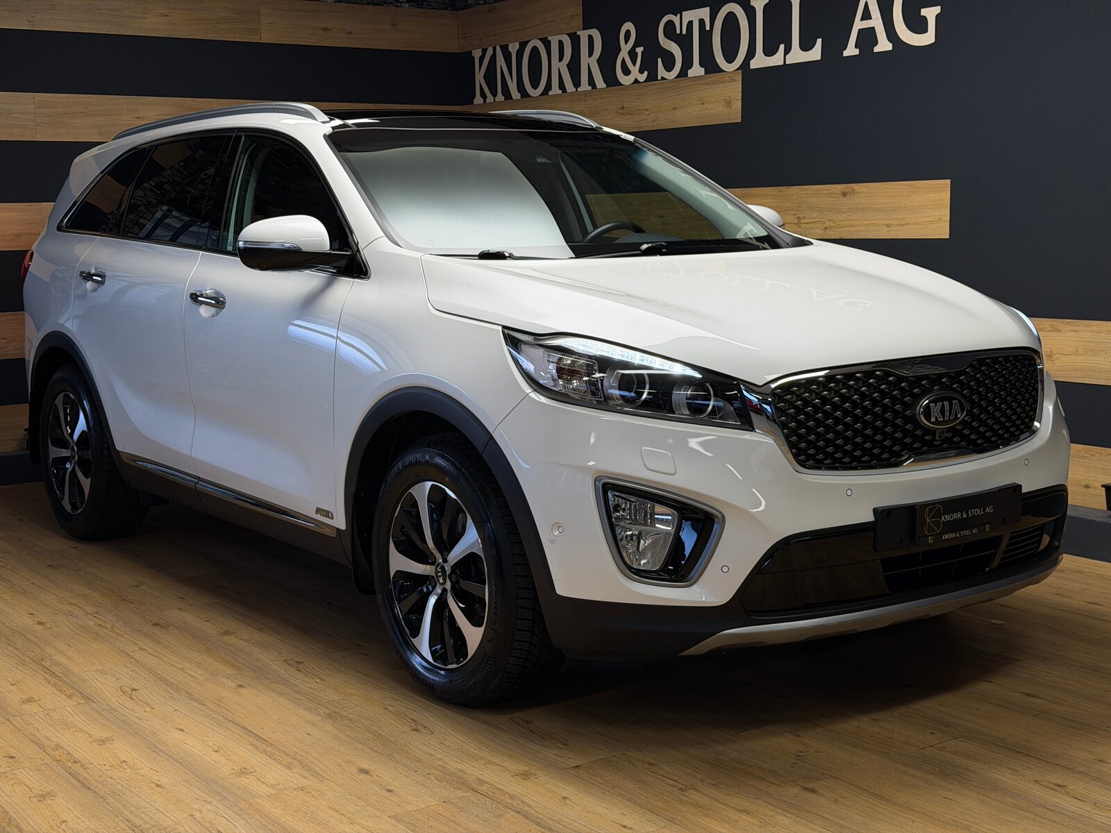 KIA Sorento 2.2 CRDI LX 5P. Automatic