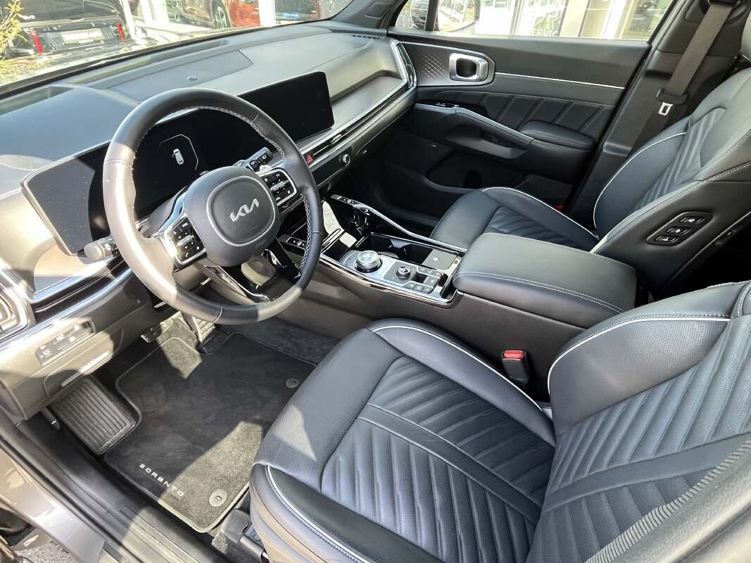 KIA Sorento 1.6 T-GDi Plug-in Hybrid Style, Plug-in-Hybrid Petrol/Electric, Second hand / Used, Automatic - 3
