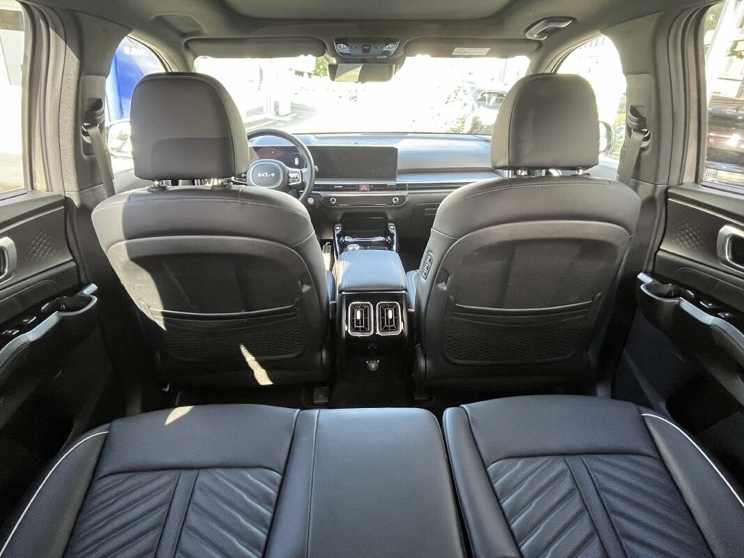 KIA Sorento 1.6 T-GDi Plug-in Hybrid Style, Plug-in-Hybrid Petrol/Electric, Second hand / Used, Automatic - 6